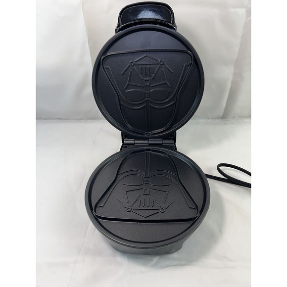 Uncanny Brands Star Wars Darth Vader Waffle Maker - Red Silhouette - Picture 3 of 9
